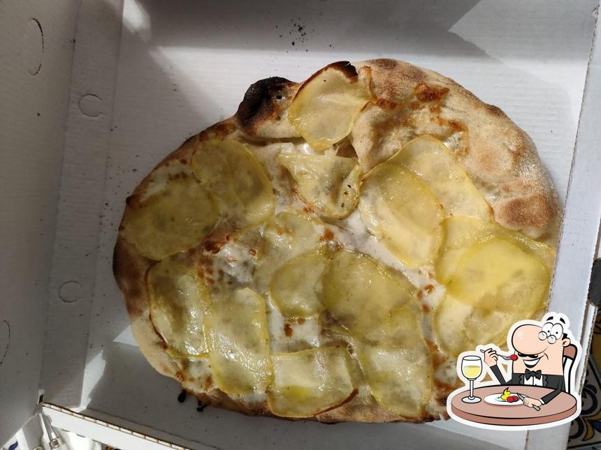Cibo al Pinsa Bianca - Pizzeria Friggitoria e Tavola calda