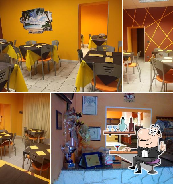 Gli interni di Pizzeria da Franco dal 1975