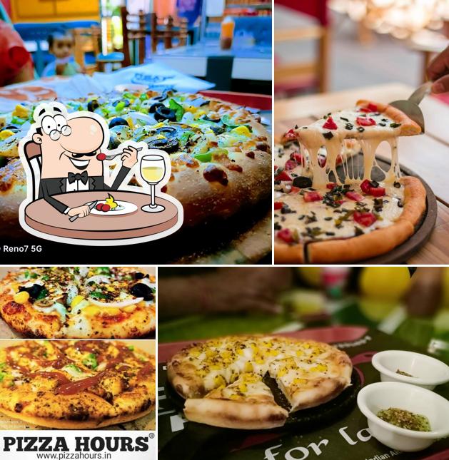 Food at PIZZA HOURS ️