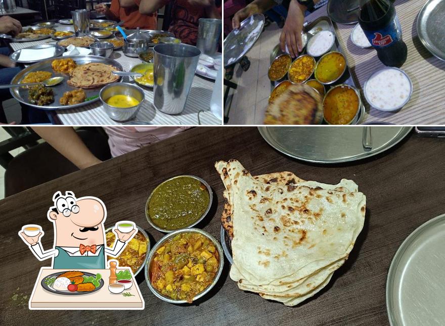 Meals at Gyan Vaishnav