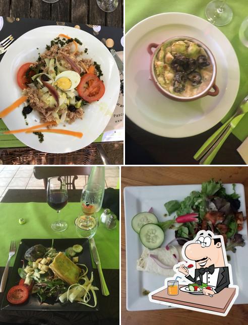 Le Caveau