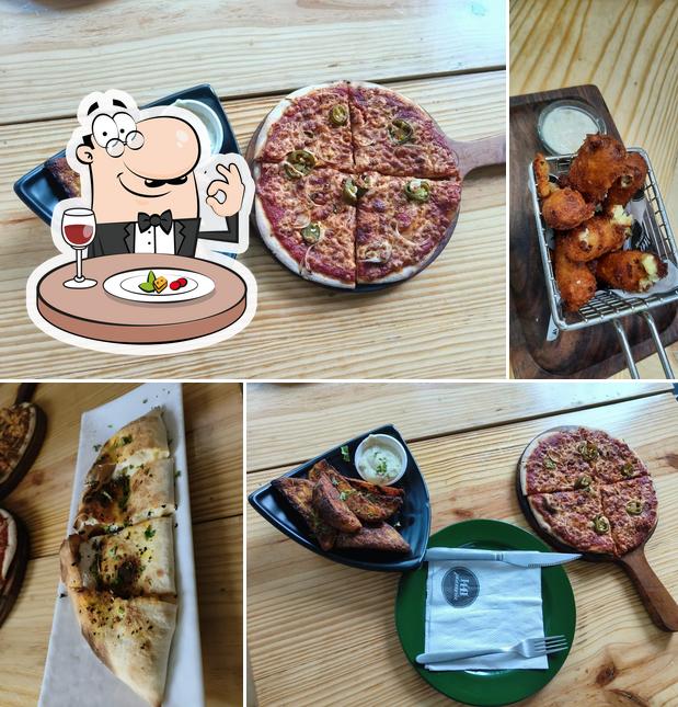 Food at 1441 Pizzeria Seawoods