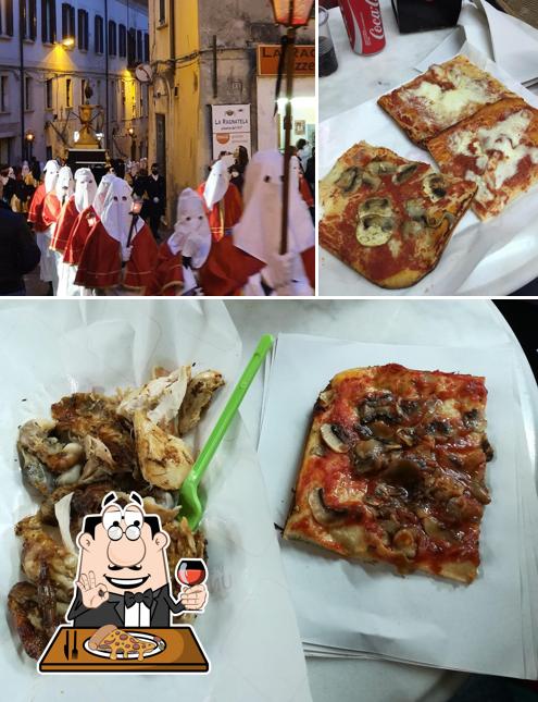 Prova una pizza a Pizzeria Rosticceria La Ragnatela
