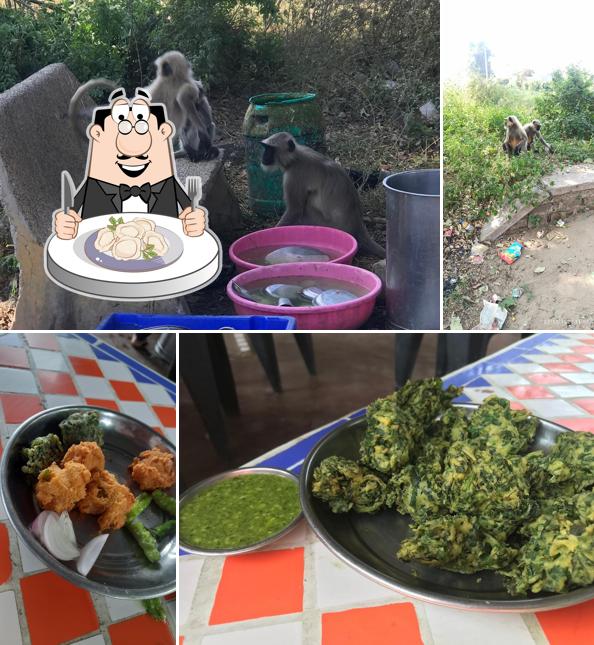 Visvas Bhajiya House chakabhai na femus bhajiya