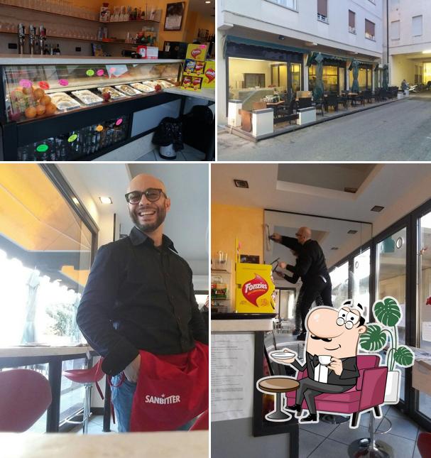 Tra le varie cose da Caffè Bar al Portico si possono trovare la interni e esterno
