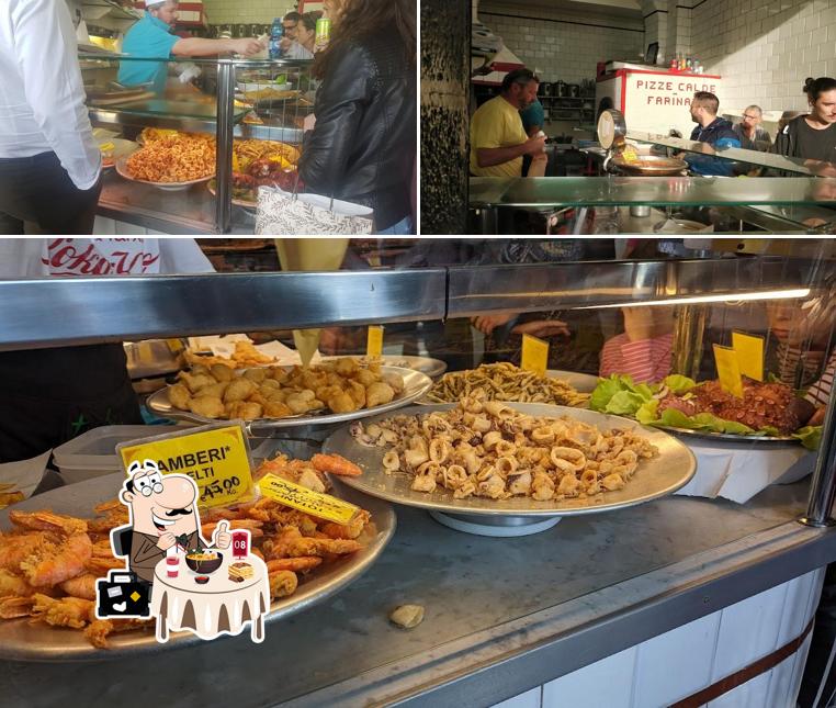 La foto della cibo e interni di Antica Friggitoria Carega