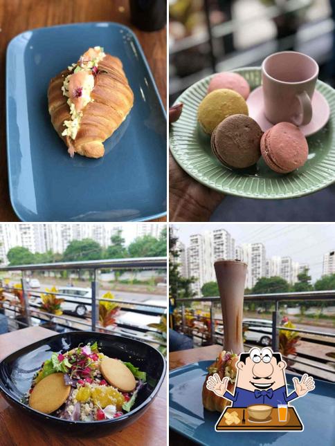 The image of food and exterior at Club Caffe