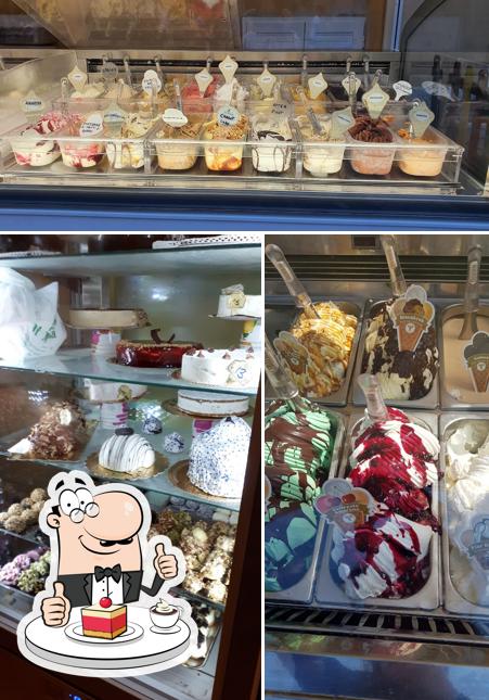 Non scordarti di provare un dessert a Bar Gelateria Pasticceria Di Massa Casamicciola T
