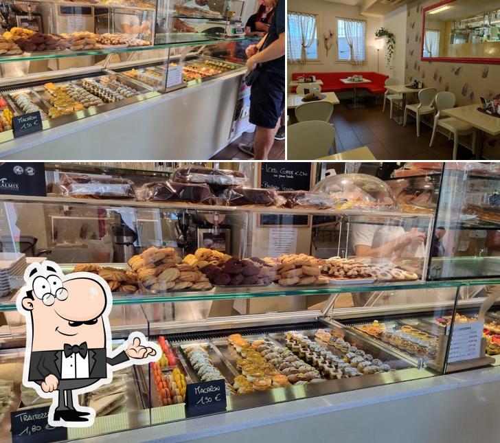 Gli interni di Pasticceria Dolci Ore Caffetteria