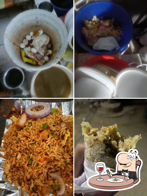 Food at FOOD'SS DEN