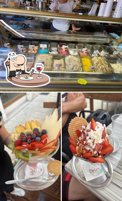 Questa è la foto che mostra la cibo e interni di Anca Masa - Bar & Gelateria
