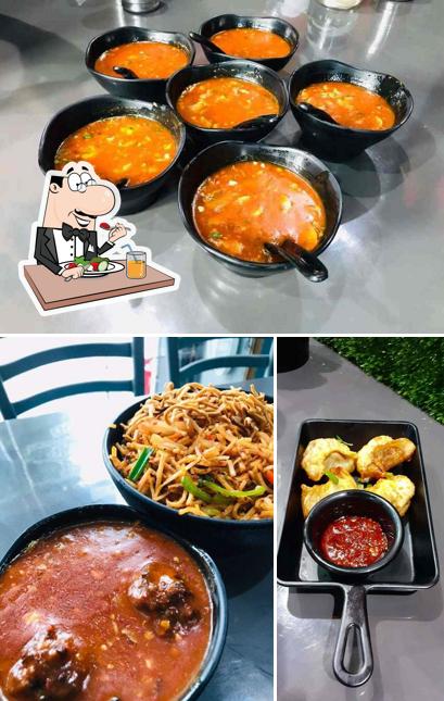 Food at Say Noodles