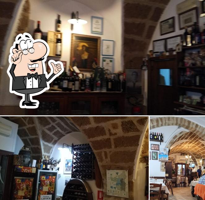 Gli interni di Trattoria Cavour