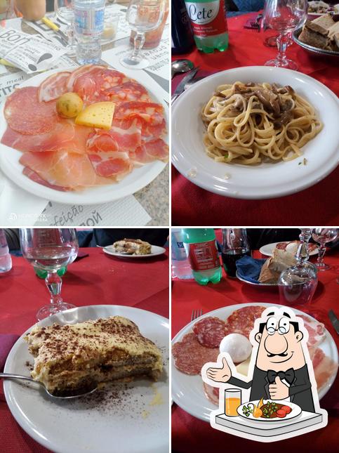 Platti al Bar La Taverna...snack bar...ristoro...gelati..panini