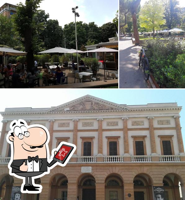 Gli esterni di Chiosko Giardini Savelli