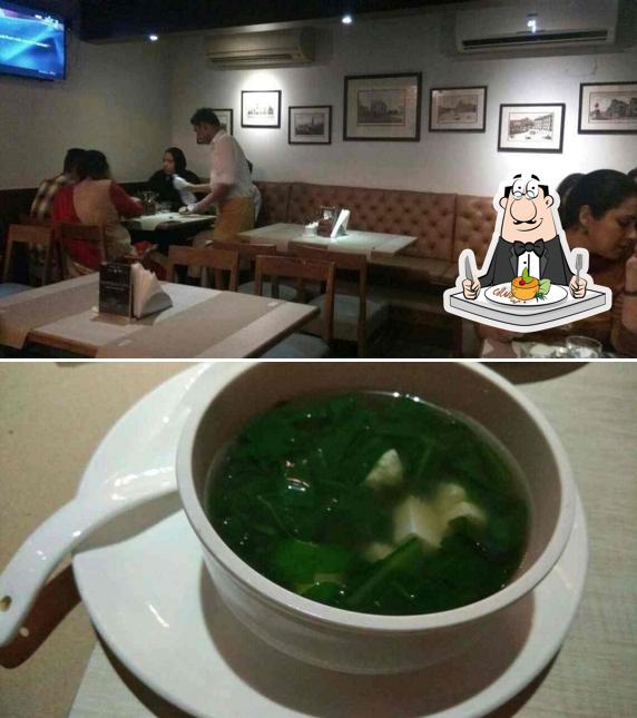 Food at Fountain Sizzlers