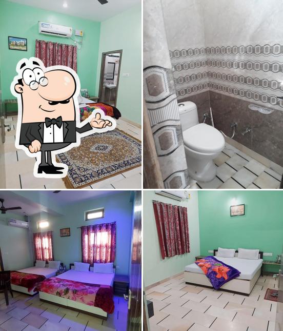 The interior of Om Shiv Darshan HOTEL