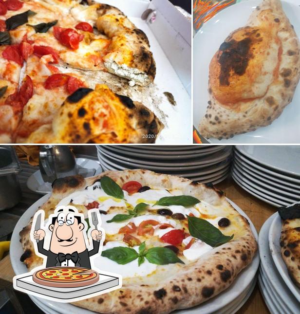 Ordina tra le svariate varianti di pizza