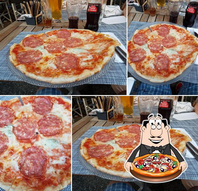 Scegli una pizza a CAFFÈ VERGNANO 1882