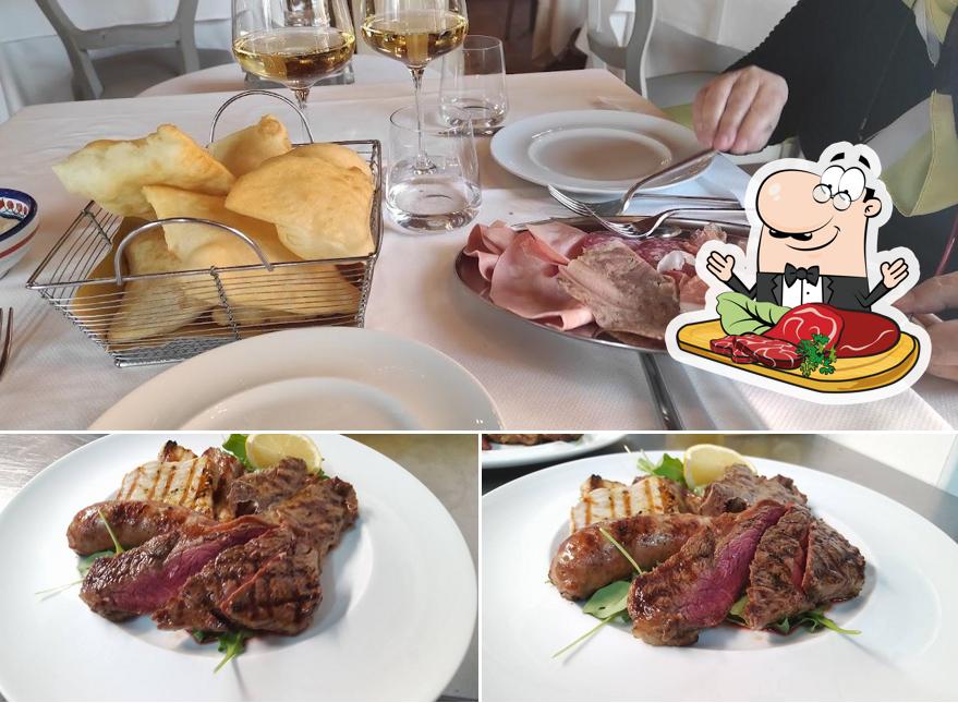 C'è un'ampia selezione di piatti per gli amanti della carne