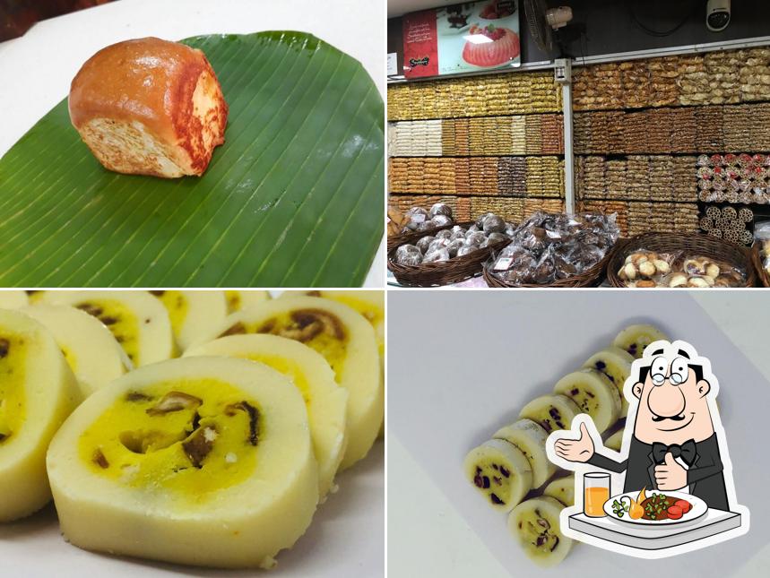 Food at MRA Bakery (Peringathur)