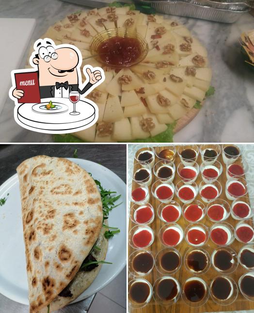 Cibo al Pizzeria Speed Service Di Tinarelli Laura & C. Sas