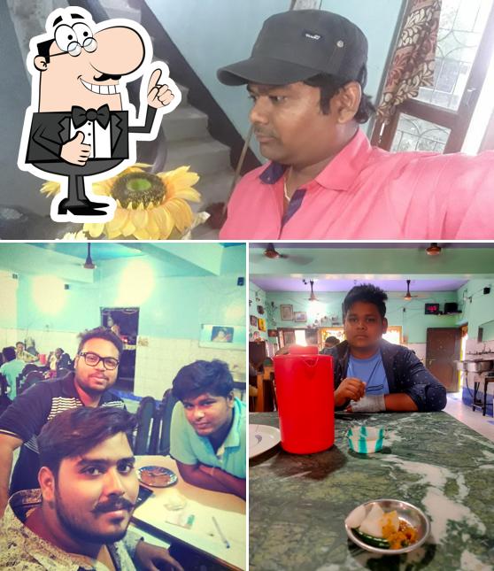 Look at this image of Subham Restuarant