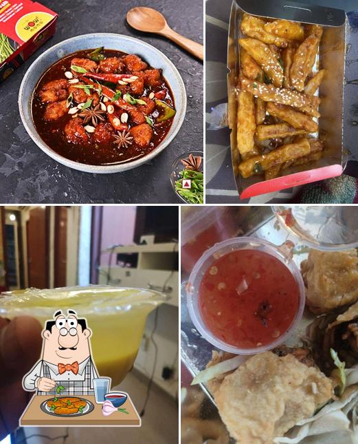 Chicken wings at WOW China