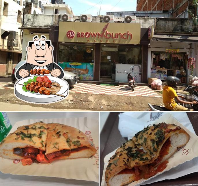 Food at Brown Bunch Bakery