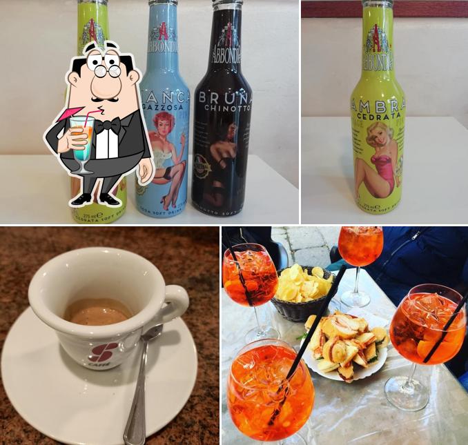 Prova un drink dal menu