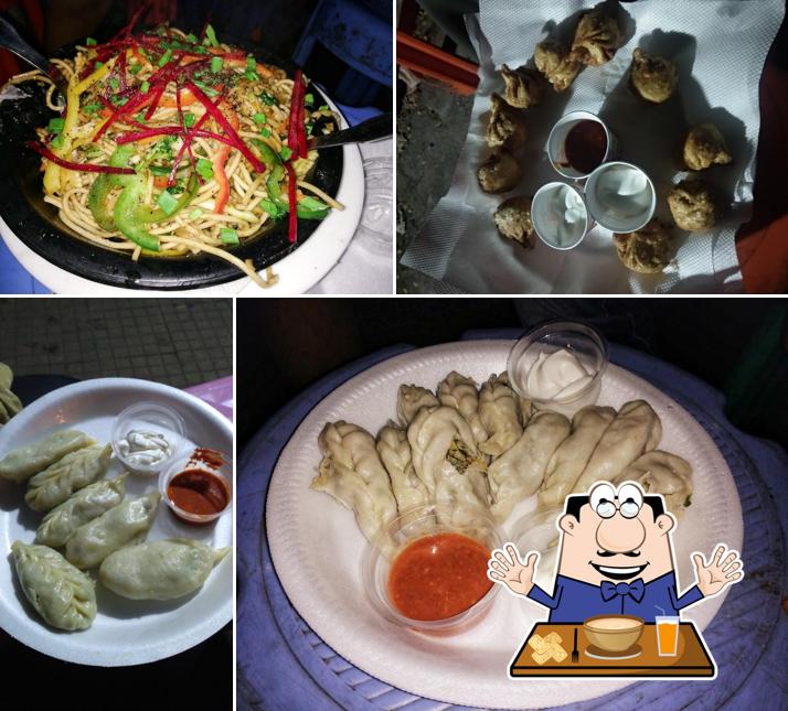 Food at Gurung Momos