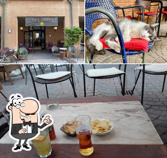 Gli interni di The Blues Coffee