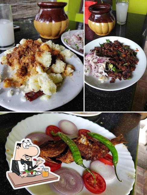 Food at Vayaloram Family Restaurant