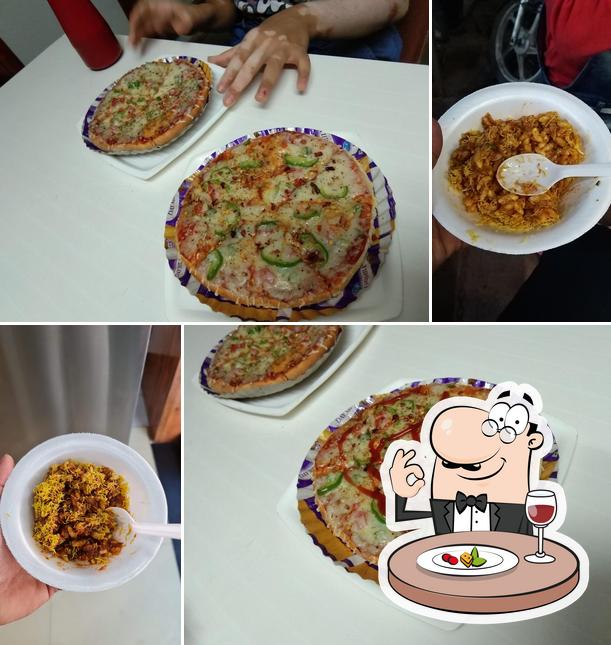 Food at BOMBAY BHEL & SANDWICH