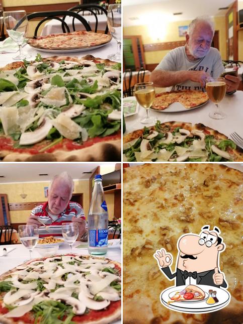 A Bar Sassotetto pizzeria, puoi ordinare una bella pizza