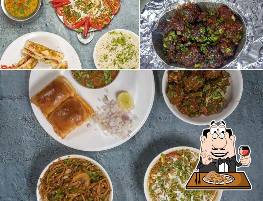 Try out pizza at Food Junction