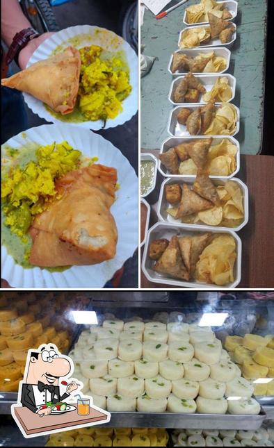 Food at Jaslok Sweet & Farsan