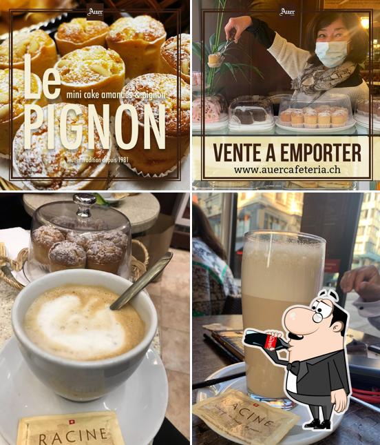 La immagine di bevanda e cibo da Auer cafétéria