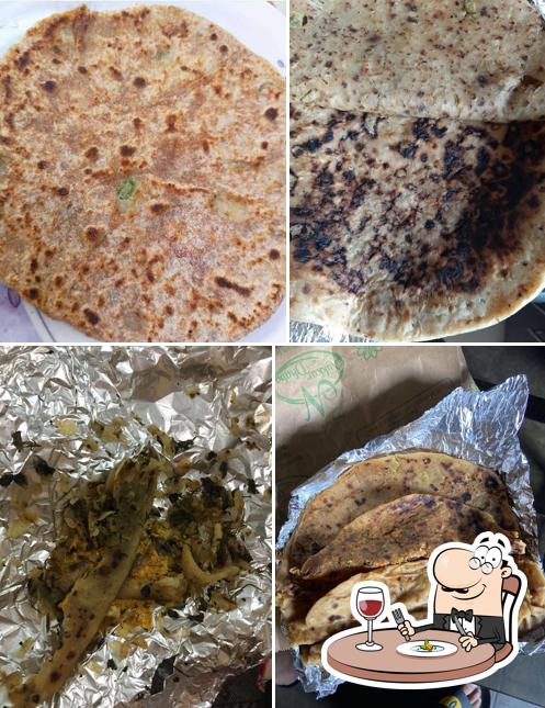 Food at Paranthe Wali Gali