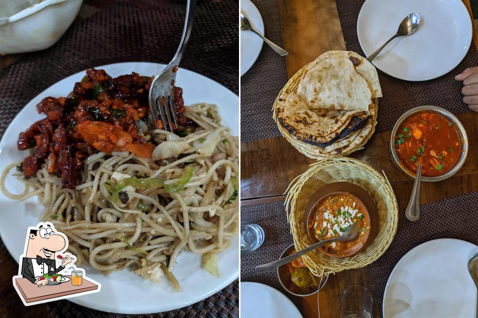 Meals at Hotel Aarti Inn And Restaurant