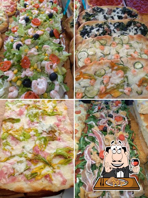 Prenditi una pizza a Forno Pini