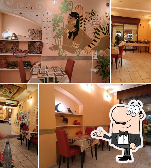 Siediti a un tavolo di Curry House - Ristorante Indiano Halal