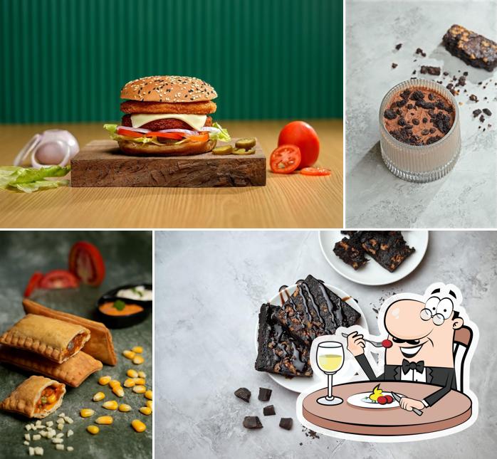 Chocolate mousse at Lord Petrick Coffee & Burger- Scheme-78 Indore