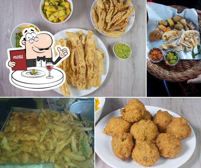 Food at Saurashtra Gathiya Rath