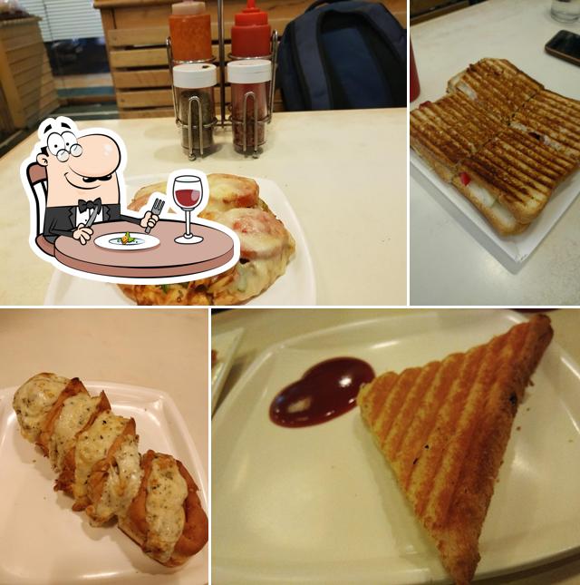 Grilled cheese sandwich at Tipsy Topsy Pizza Parlour