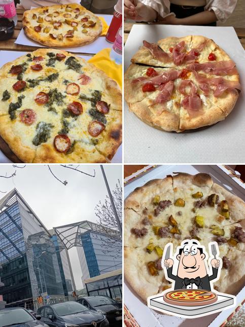 Scegli una pizza a da Giù Food and Beverage