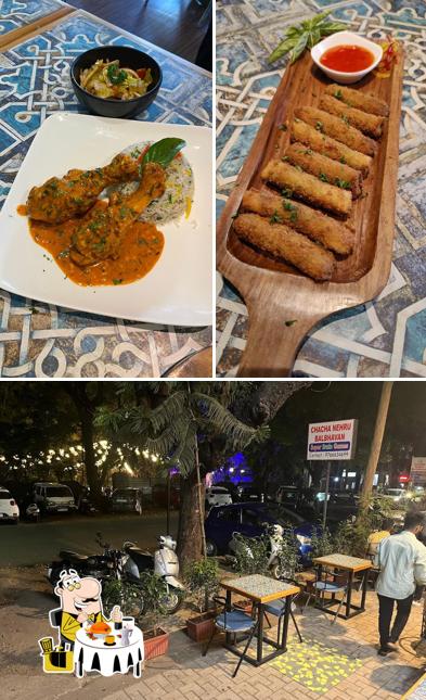Among different things one can find food and exterior at Cafe La Benito