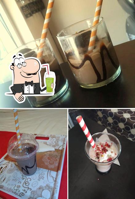 Enjoy a drink at Shakes&Cones