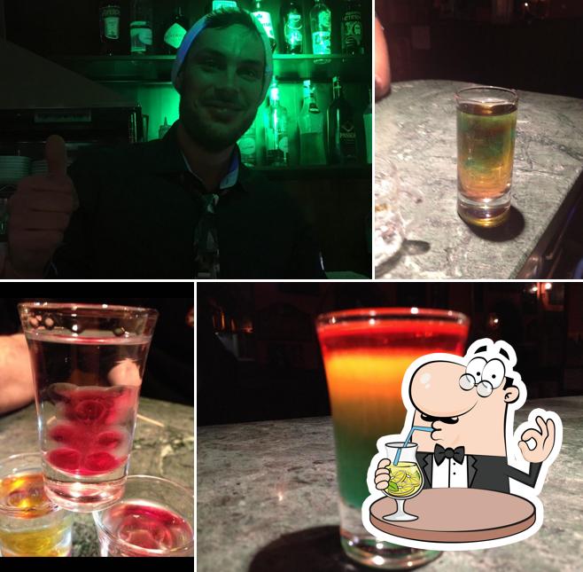 Prova un drink a Country Pub