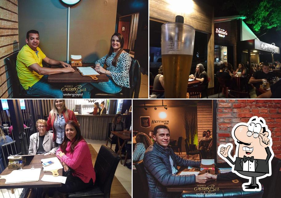 Veja imagens do interior do Dummel's GastroBar